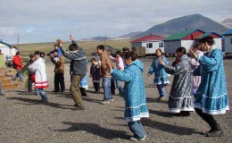 Eskimo people. Free-style dance